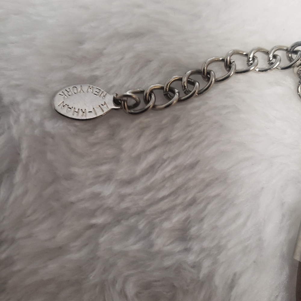 Necklace - Picture 4 of 8